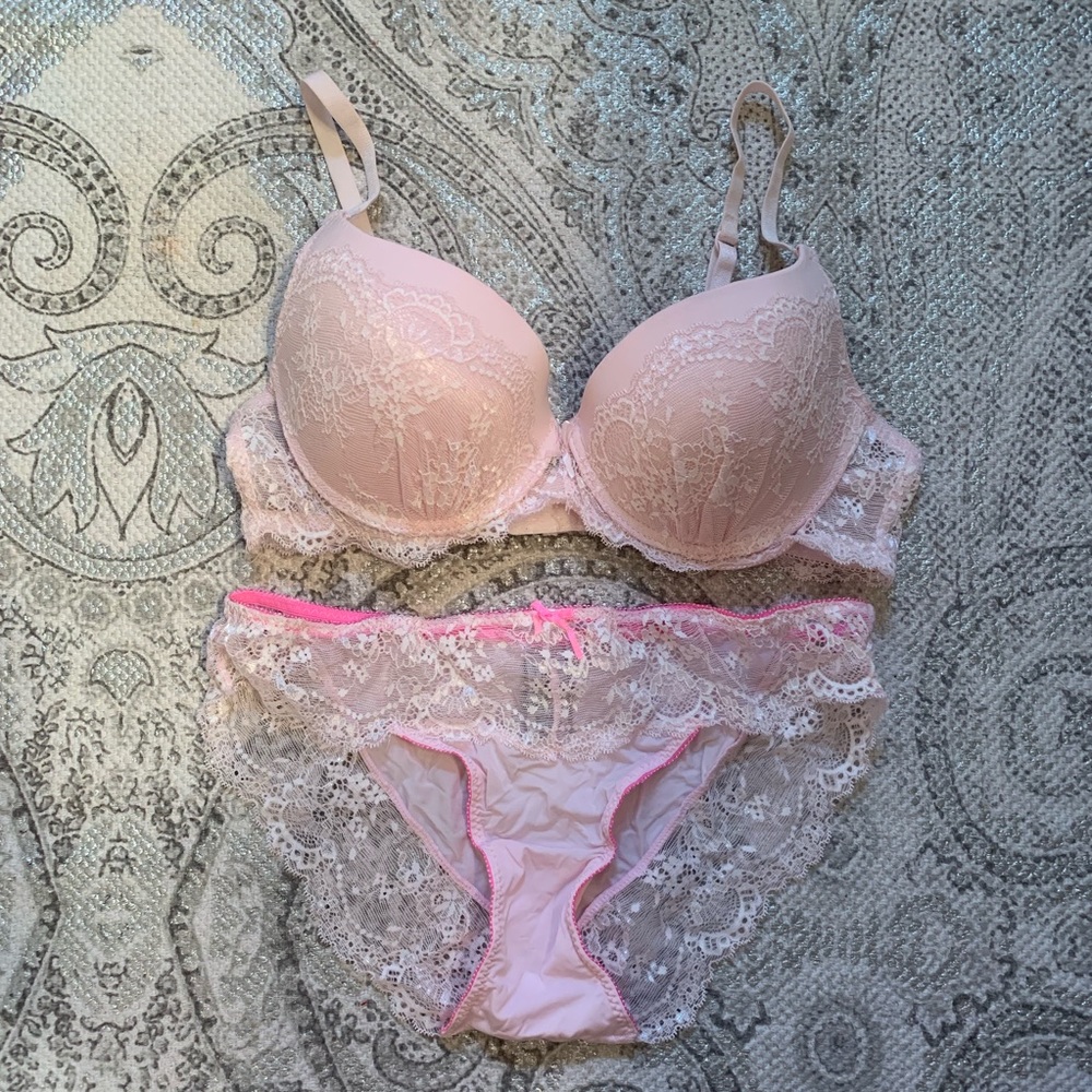 Valentine’s Day pink lace bra panty lingerie set